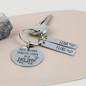 Diese kleinen Monster lieben dich - Schlüsselanhänger personalisiert - personalisiertes Geschenk - Gravur19