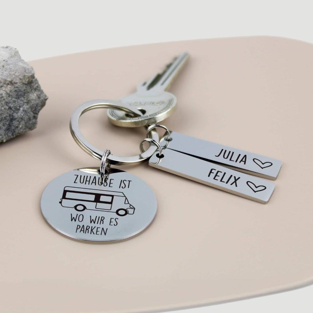 Zuhause ist wo wir es parken mit Wohnmobil - Schlüsselanhänger personalisiert - personalisiertes Geschenk